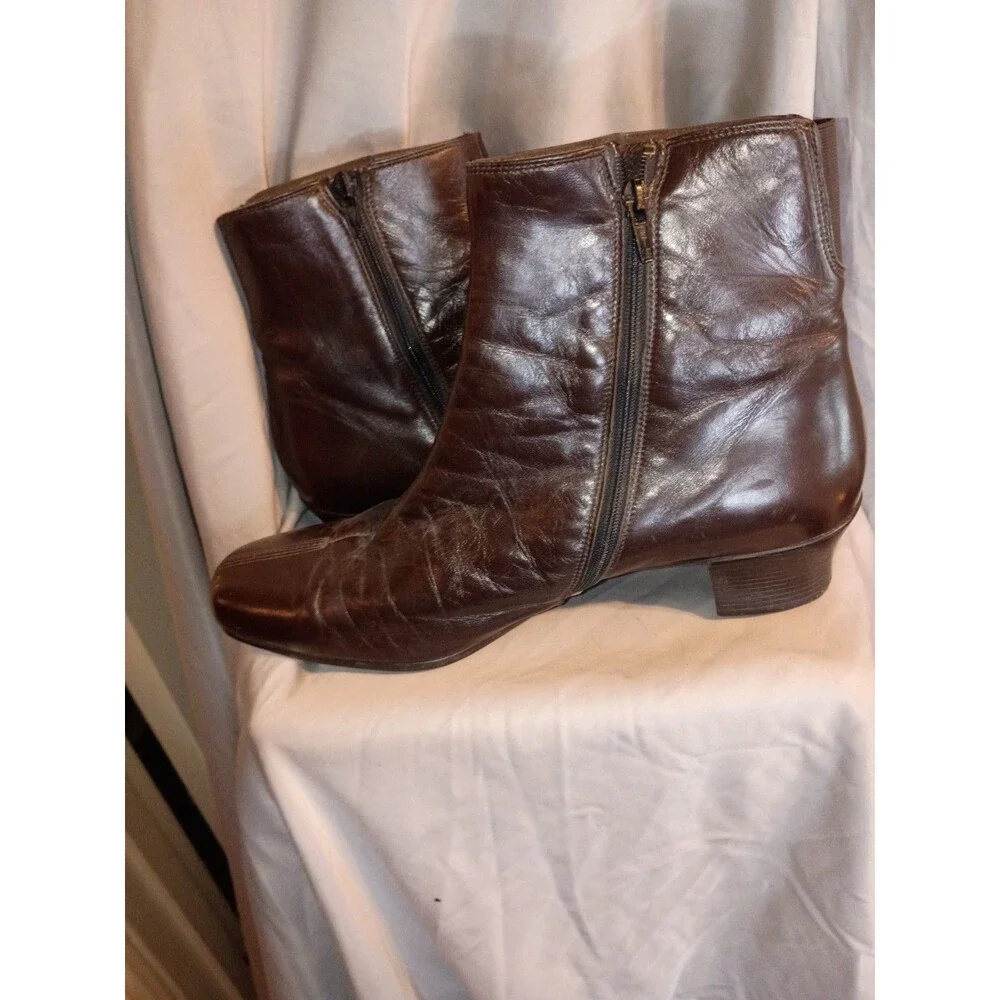 Munro excellent used